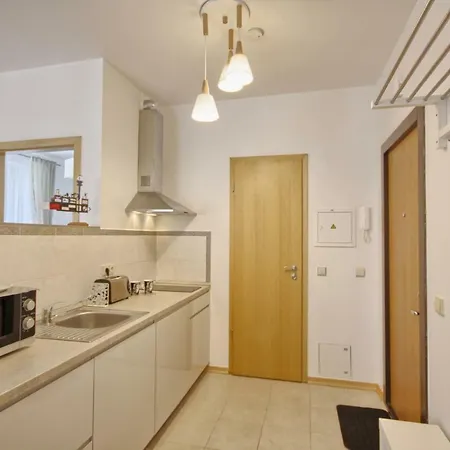 Apartment Akva 1 *